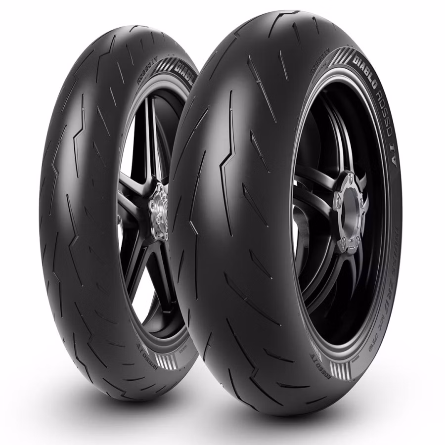 Pirelli Diablo Rosso IV Tyre