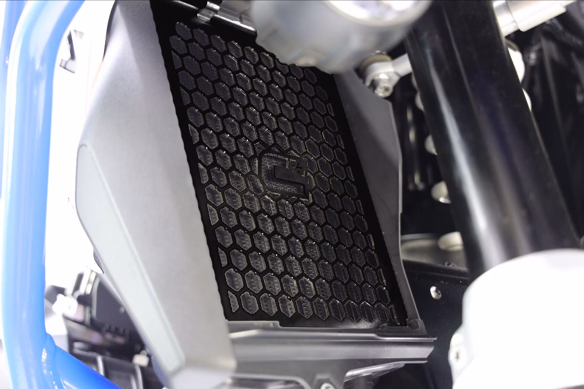 Front Radiator Guard for BMW R 1300 GS / Triple Black / Trophy (2023-2024)