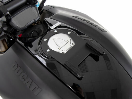 DUCATI Diavel 1260/S (2019-) Tankring Lock-It